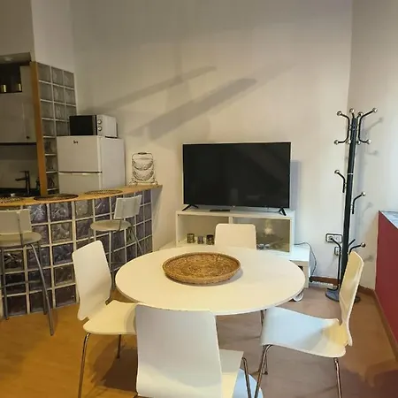 Apartment Sunny Studio In Sants *